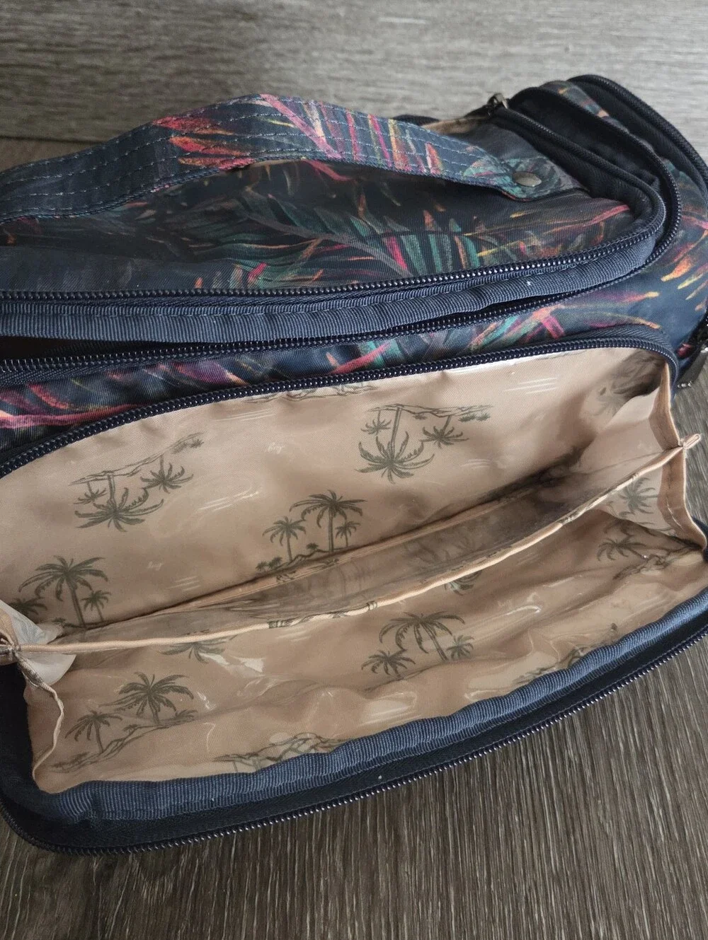 Lug Trolley Cosmetic Case – Tropical Palm Leaves Travel Makeup Bag